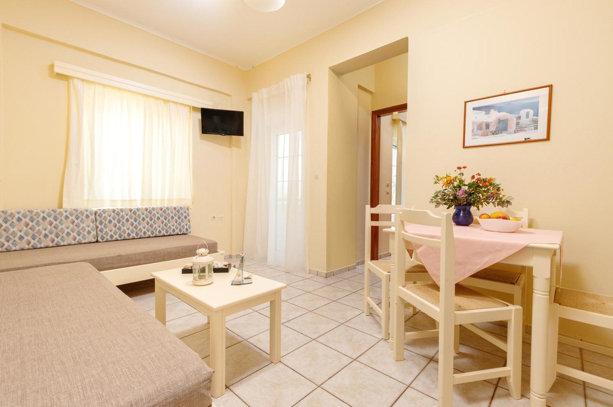 Zefyros Apartments And House Kissamos Room photo